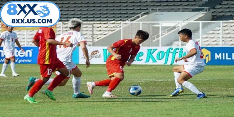 LW trong bóng đá là gì? Đây là tiền đạo cánh trái